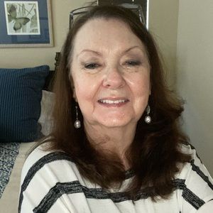 Meet your Posher, Linda